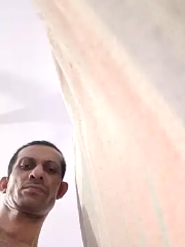 Snapshot of juicy--cock chatting on June 14, 4:19 pm juicy--cock online show from June 14, 4:19 pm