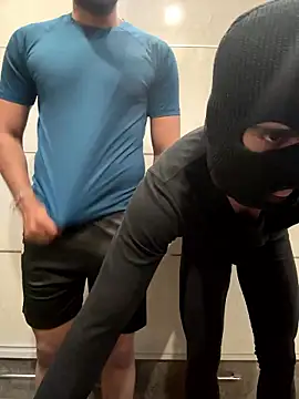 The AlphaDuo online show from January 9, 4:25 pm