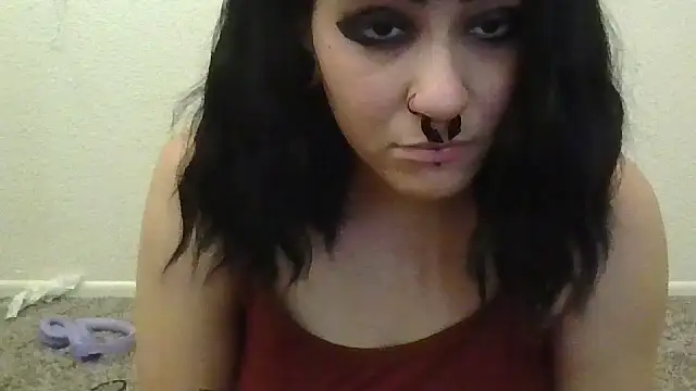 Snapshot of GabbyDaniella chatting on January 11, 11:00 pm GabbyDaniella online show from January 11, 11:00 pm