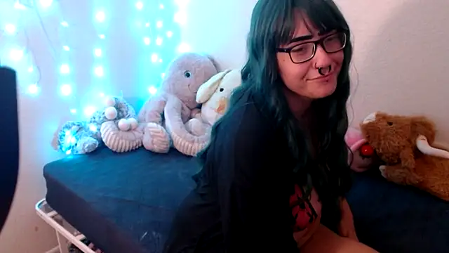 GabbyDaniella online show from April 16, 6:47 am