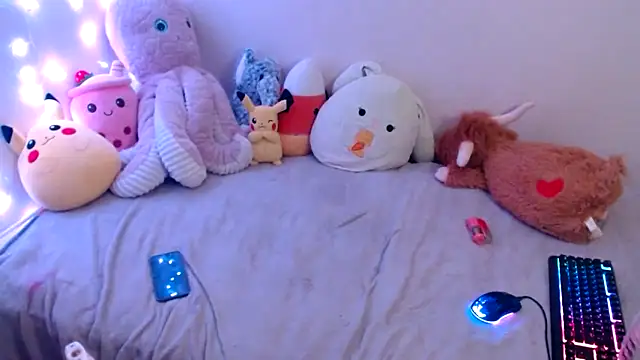 GabbyDaniella online show from March 10, 6:28 am