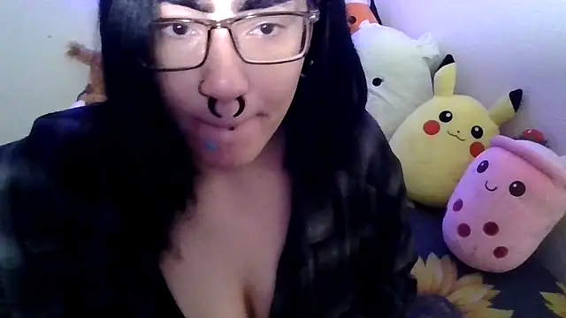 Snapshot of GabbyDaniella chatting on February 21, 6:37 am GabbyDaniella online show from February 21, 6:37 am