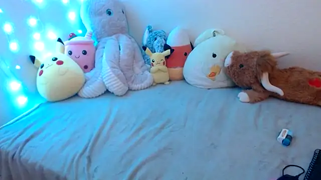 GabbyDaniella online show from March 11, 6:29 am