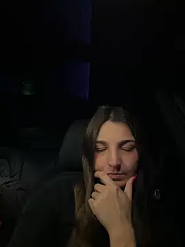 Just-Dori online show from December 20, 10:45 pm