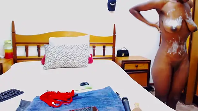 DarkAfricanLadyxx online show from February 17, 7:44 pm