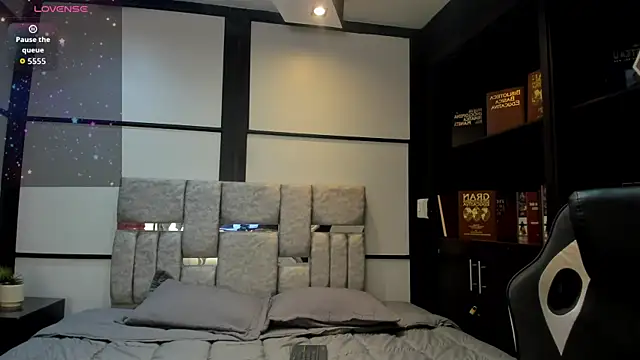 AmbarBrownn  online show from February 21, 8:33 pm