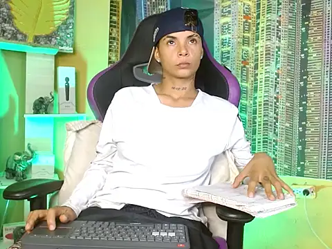 Aron 777 online show from January 14, 9:40 pm