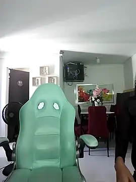 CherylandToni online show from April 3, 3:07 pm