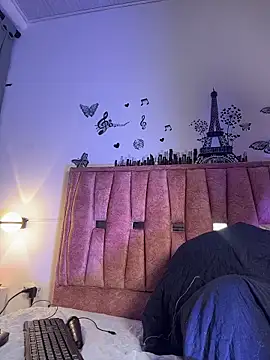 Violetta Moretti online show from March 4, 1:46 am