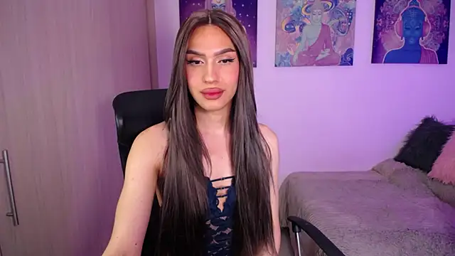 Snapshot of TSAlexaFeet chatting on February 6, 2:51 am TSAlexaFeet online show from February 6, 2:51 am