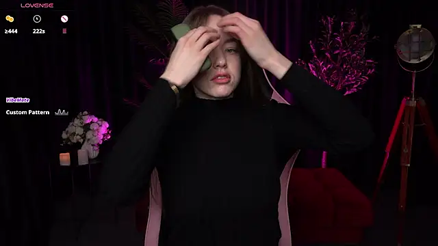 Velouraa online show from March 12, 10:36 pm