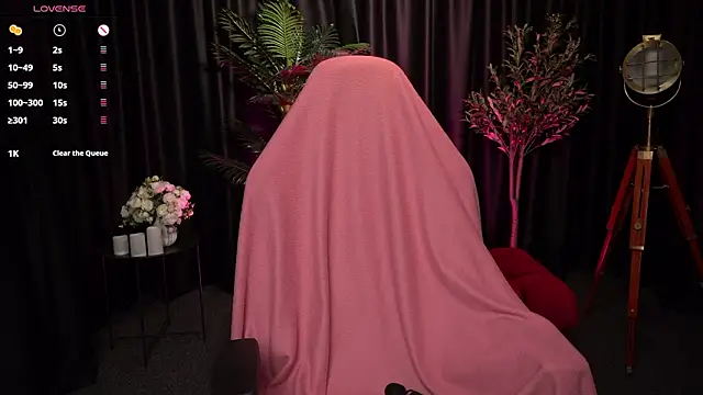 Velouraa online show from March 11, 9:58 am