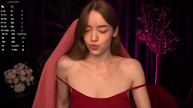 Velouraa online show from June 28, 10:16 pm
