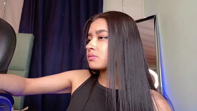 Emilyy05  online show from March 31, 1:40 am