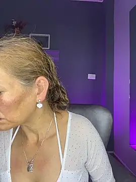 JennaMilf  online show from March 18, 7:59 pm