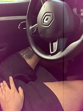 Snapshot of bety13 chatting on February 26, 9:20 am bety13 online show from February 26, 9:20 am