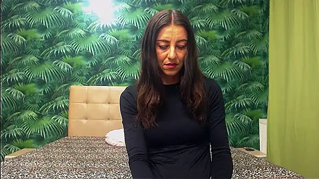 Stella John online show from November 30, 6:58 am