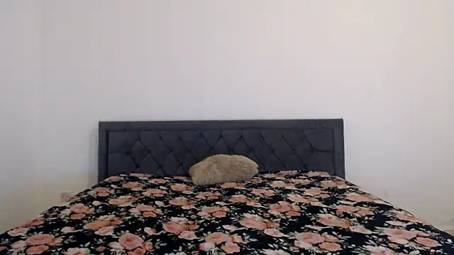 Snapshot of Stella_John chatting on September 23, 5:58 am Stella John online show from September 23, 5:58 am