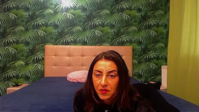 Snapshot of Stella_John chatting on January 15, 5:50 am Stella John online show from January 15, 5:50 am