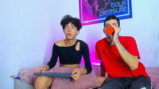 Pleasure boys hot online show from April 14, 7:52 pm