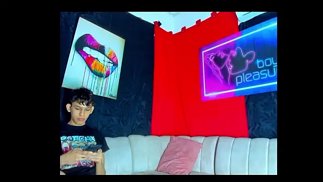 Pleasure boys hot online show from January 10, 7:31 pm