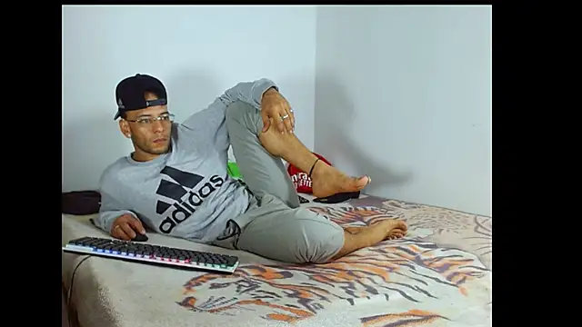 Alphamaster 92 online show from April 14, 5:01 am