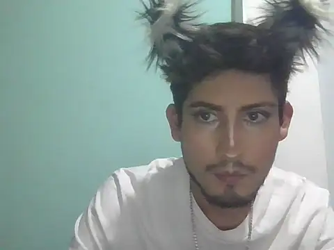 Angel    1 online show from March 4, 2:52 am