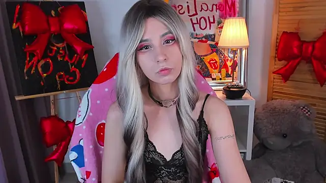 lesilos online show from March 4, 1:24 am