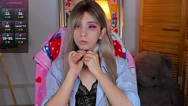 lesilos online show from March 11, 1:32 am