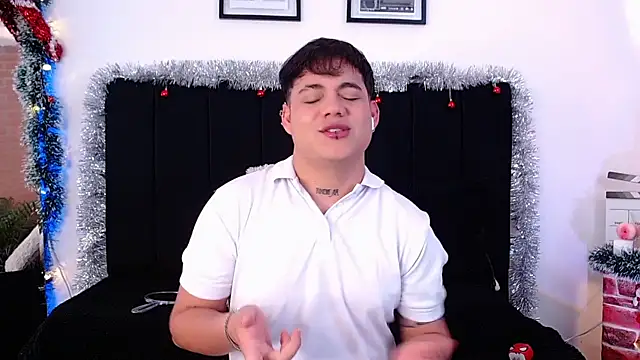  Sam25  online show from December 22, 5:24 pm