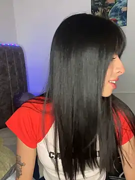 junorise23 online show from March 18, 3:42 am