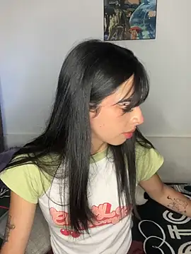 junorise23 online show from March 9, 5:11 am