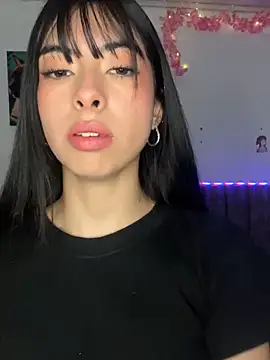 junorise23 online show from April 13, 4:38 am