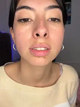 Snapshot of junorise23 chatting on February 2, 6:45 am junorise23 online show from February 2, 6:45 am