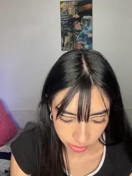 junorise23 online show from March 31, 5:53 am