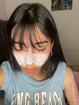 Snapshot of junorise23 chatting on February 26, 4:01 am junorise23 online show from February 26, 4:01 am