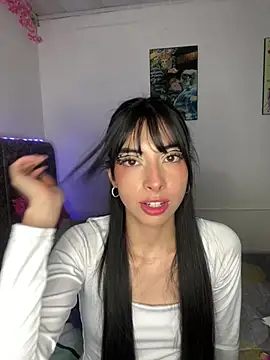 junorise23 online show from March 25, 4:01 am