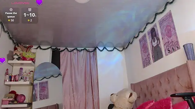 violett brown9 online show from May 8, 5:22 am