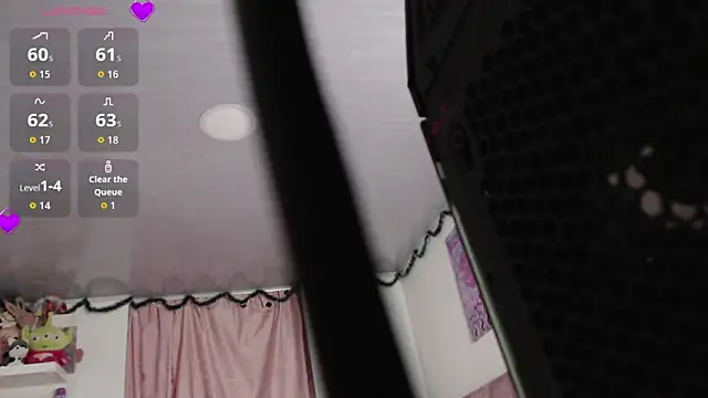 Snapshot of violett_brown9 chatting on June 12, 6:33 am violett brown9 online show from June 12, 6:33 am