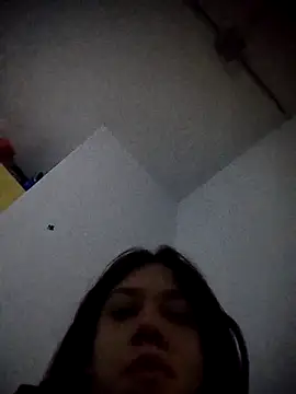 Snapshot of valerria_44 chatting on February 22, 8:43 pm valerria 44 online show from February 22, 8:43 pm