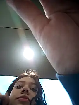 valerria 44 online show from December 22, 10:54 pm