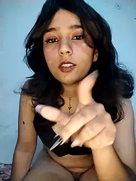 Snapshot of addictive_me chatting on March 9, 10:52 am addictive me online show from March 9, 10:52 am