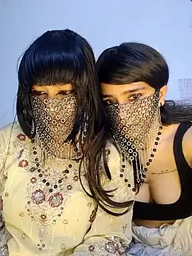 addictive me online show from April 19, 11:11 am