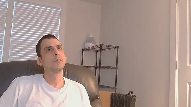 SissyJosh online show from May 21, 11:35 pm