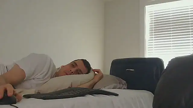 SissyJosh online show from June 6, 9:31 pm
