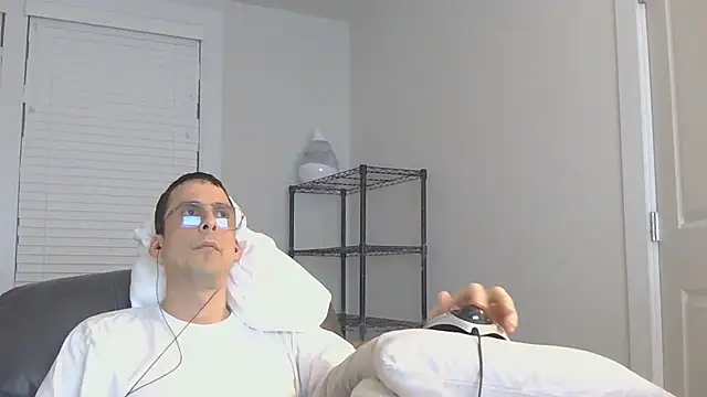 SissyJosh online show from May 29, 7:47 am