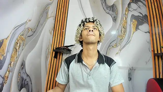 Victor LatinBoy online show from January 17, 12:31 pm