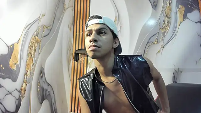 Victor LatinBoy online show from January 11, 12:01 pm