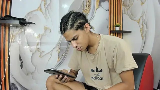 Victor LatinBoy online show from January 9, 12:12 pm