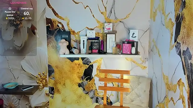 Victor LatinBoy online show from March 4, 4:20 am